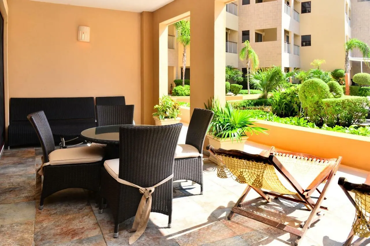 Aparthotel El Faro Playa del Carmen 4*,